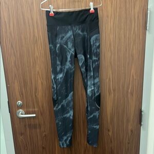 Sweaty Betty Small Black and Blue Marble  Tie-Dye Leggings high waisted.